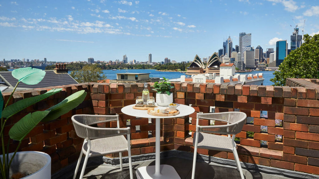 rsl-art-union-draw-394-sydney-apartment-balcony